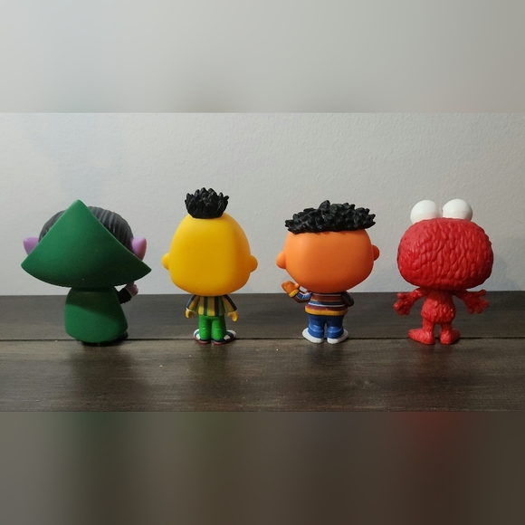Funko Pop! Television #04, #05, #07, & #08 Sesame Street Vinly Figure Lot (4) - Picture 3 of 8